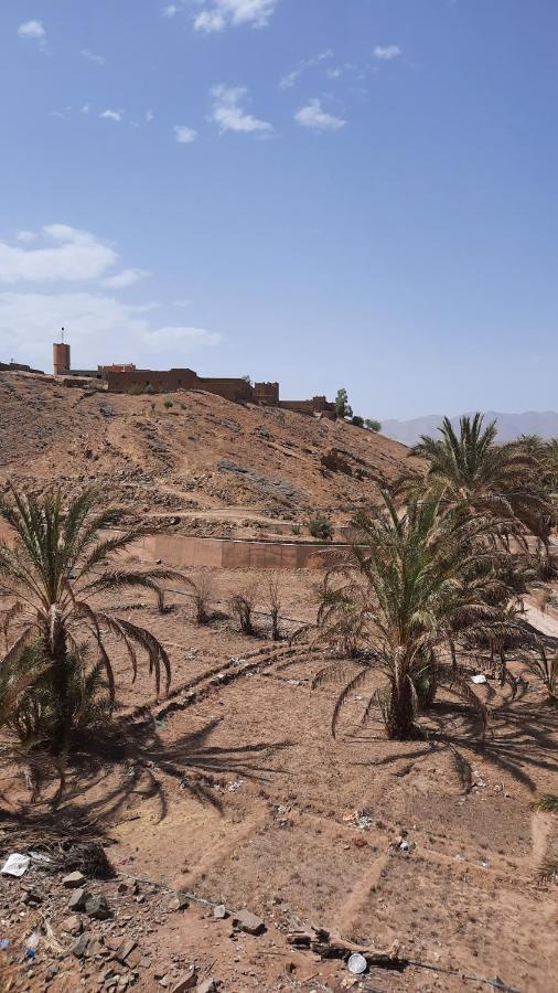 Hotel Dar Ilyana Ait Tiourhza Esterno foto