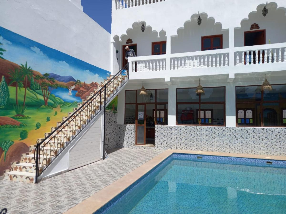 Hotel Dar Ilyana Ait Tiourhza Esterno foto